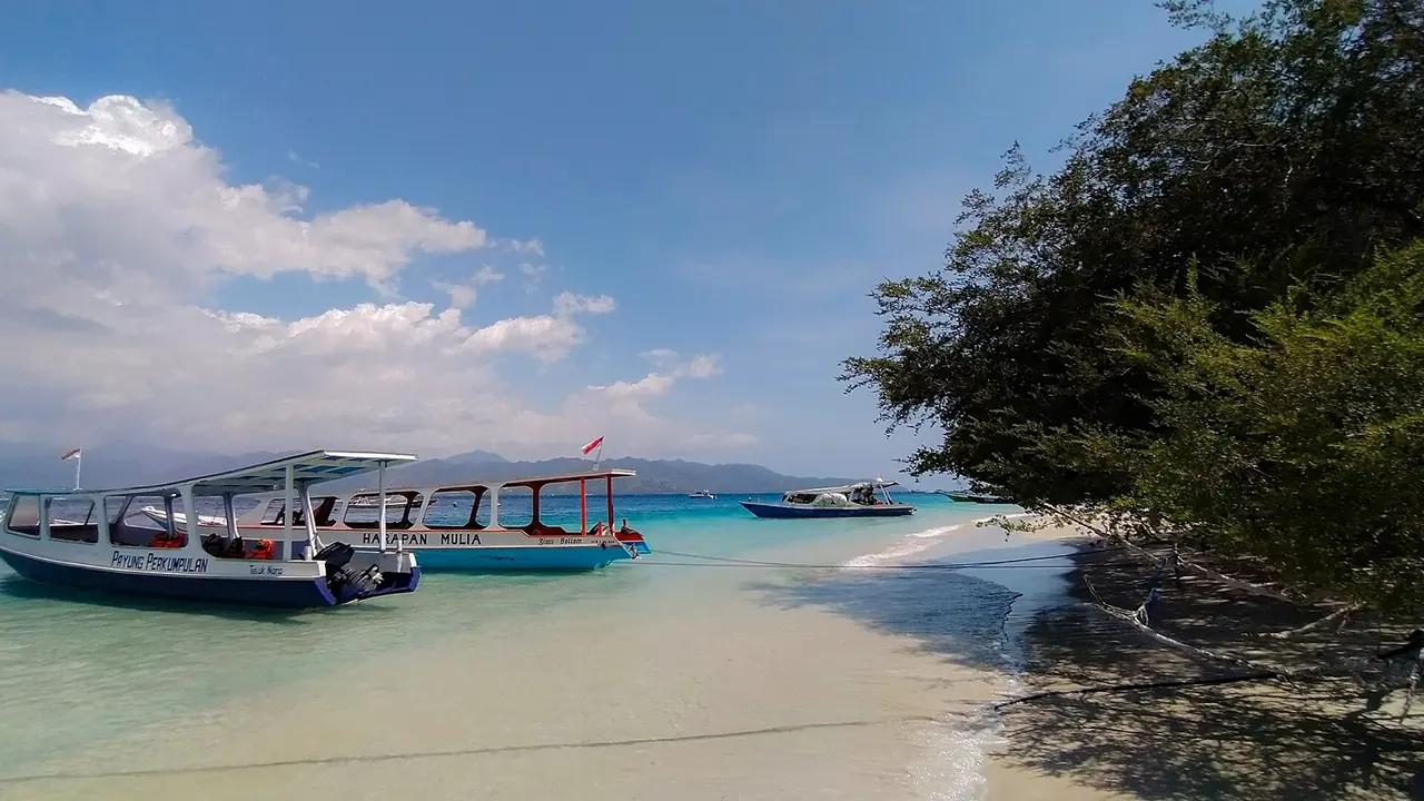 Fast boat to Gili in Bali